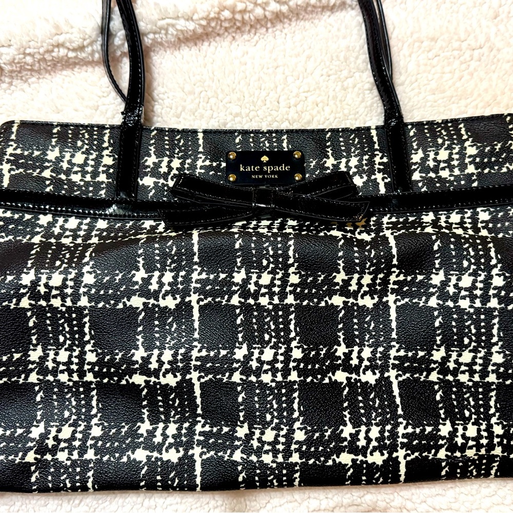 Kate Spade Black and White Plaid Tote. Belleville Helena. Patent Trim and Bow.